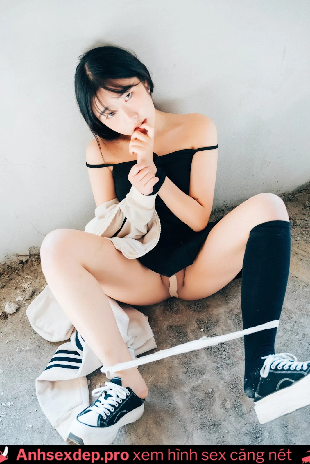 Sex onlyfans thái lan chạng háng giữa thanh thiên bạch nhật hình 11